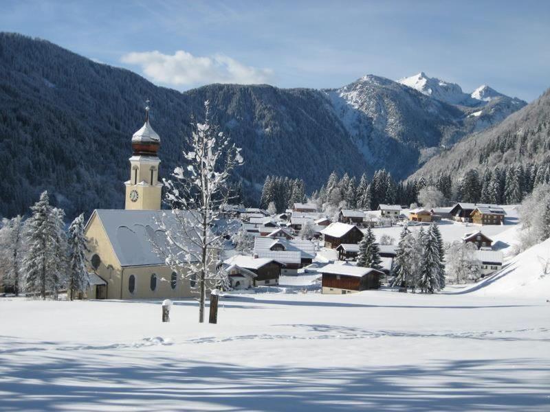 Ferienwohnung Haus Sonnenhof Wald am Arlberg Exterior foto