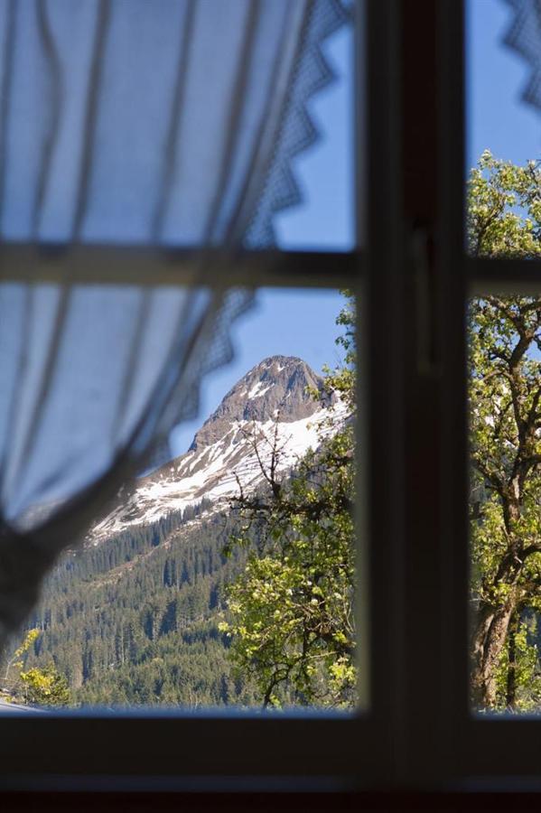 Ferienwohnung Haus Sonnenhof Wald am Arlberg Exterior foto